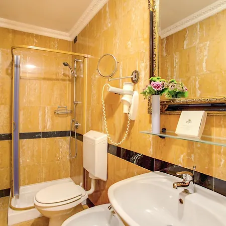 Caravaggio 2 Отель 3*